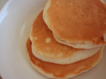Eiweiß-Vanille-Pancakes mit nur 0,8 g Kohlenhydraten